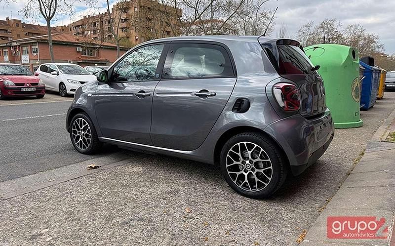 Usado Smart ForFour Electric Drive Prime 60 kW (82 CV) 2021 Gris Utilitario