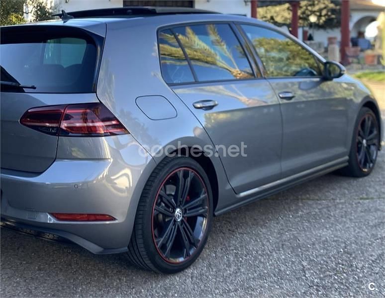 Usado VW Golf VII GTD 184 CV (135 kW) 2018 Gris / plata Familiar