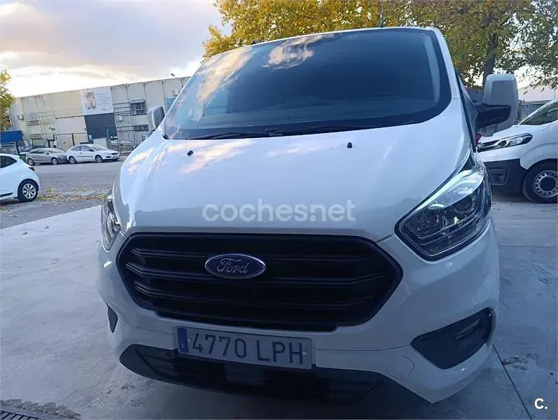Usado Ford Transit Custom Nugget 185 CV (136 kW) 2021 Blanco Van