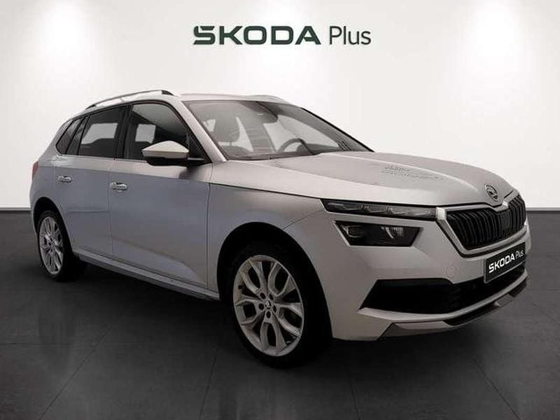 Usado Skoda Kamiq Style 150 CV (110 kW) 2023 Gris SUV