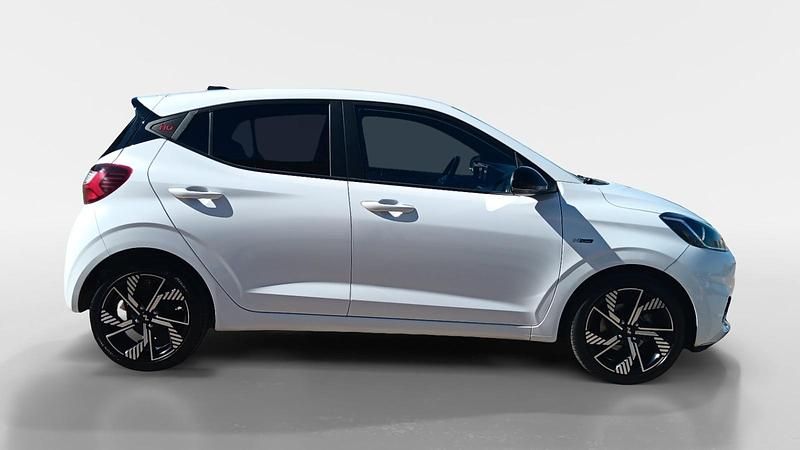Usado Hyundai i10 N Line 79 CV (58 kW) 2025 Blanco Utilitario