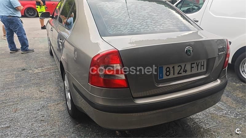 Usado Skoda Octavia 105 CV (77 kW) 2007 Beige Berlina