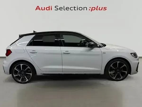 Usado Audi A1 Sportback 116 CV (85 kW) 2025 Gris Utilitario