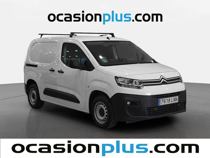 Usado Citroën Berlingo 102 CV (75 kW) 2021 Blanco Monovolumen