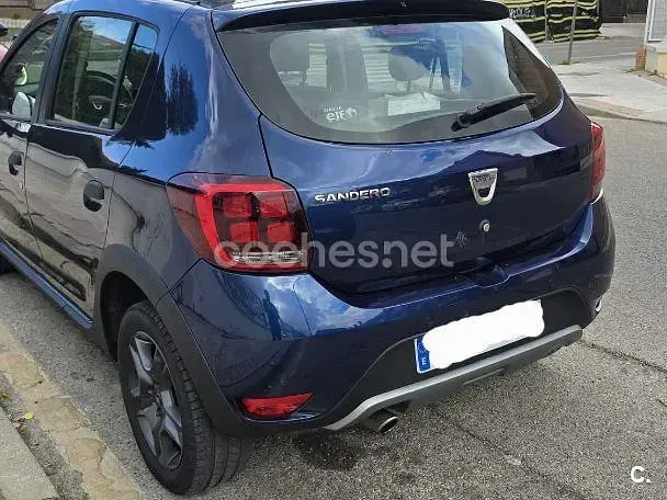 Usado Dacia Sandero Stepway 90 CV (66 kW) 2018 Azul Berlina