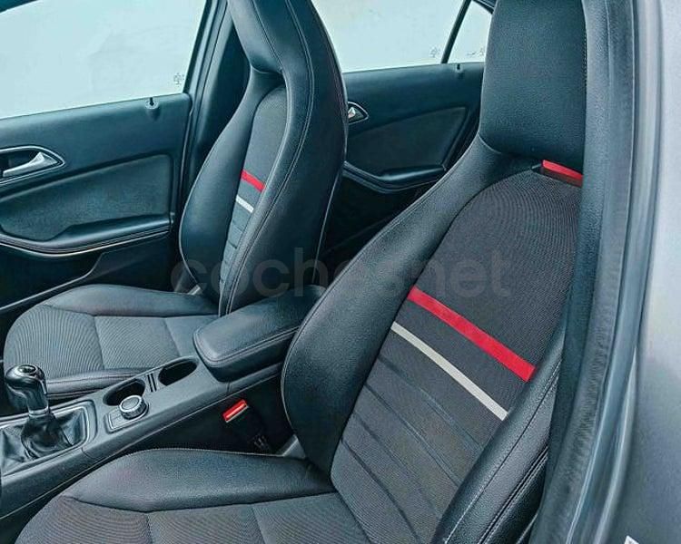 Begagnad Mercedes A180 Style 122 HK (89 kW) 2013 Grå Sedan