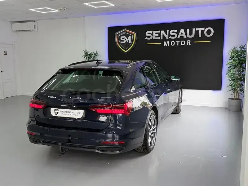 Usado Audi A6 204 CV (150 kW) 2021 Azul Familiar