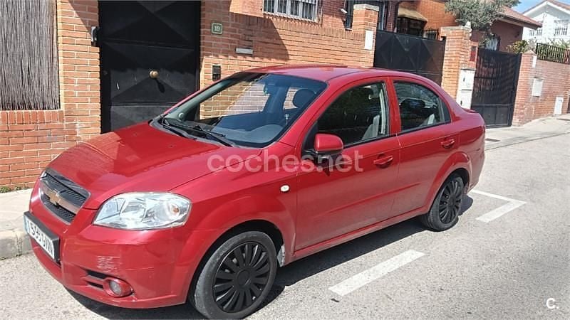 Usado Chevrolet Aveo LT 94 CV (69 kW) 2009 Granate Berlina