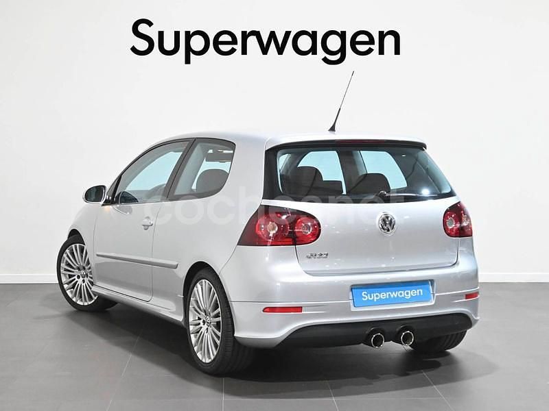 Usado VW Golf IV R 250 CV (183 kW) 2006 Gris / plata Berlina