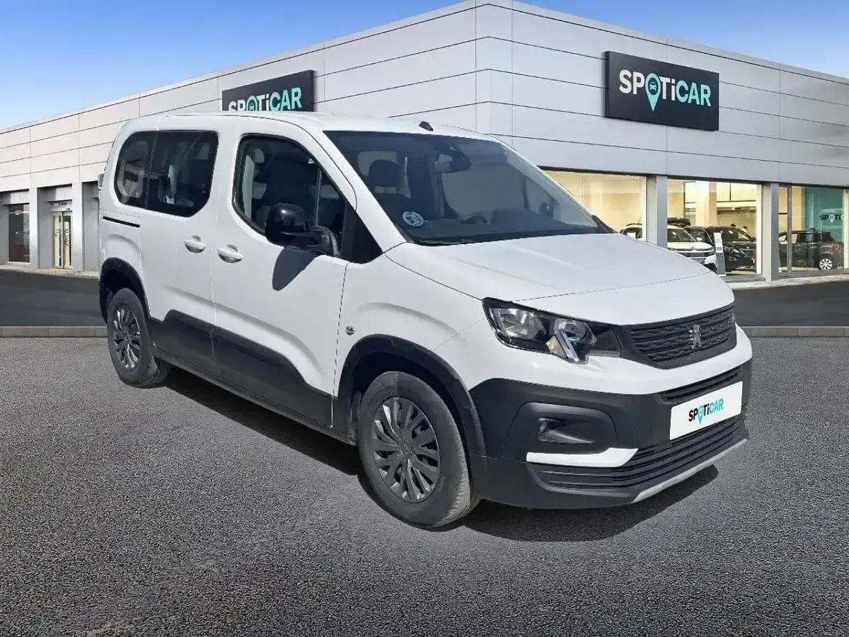 Usado Peugeot Rifter Business-Line 100 CV (73 kW) 2022 Blanco Monovolumen
