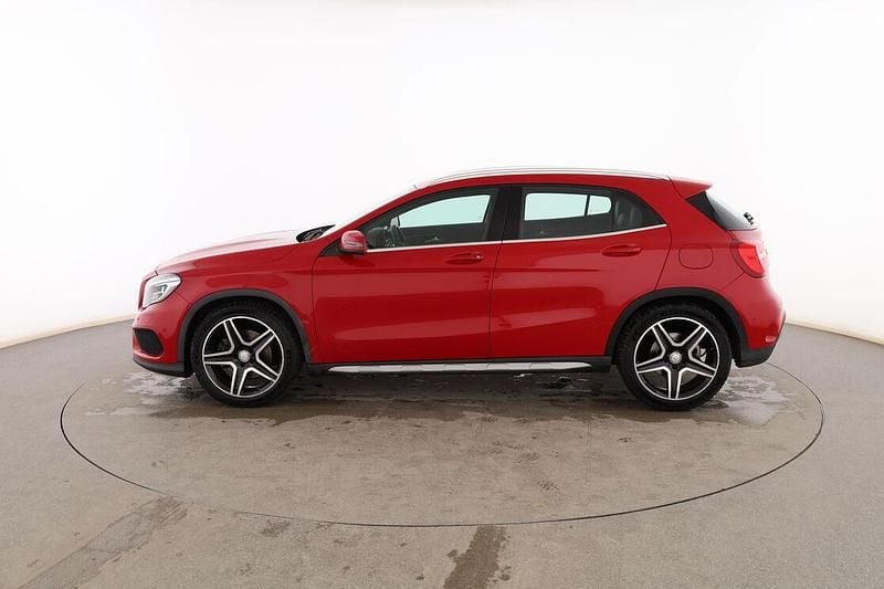 Occasion Mercedes GLA220 AMG line 177 PK (130 kW) 2015 Rood SUV