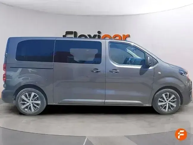 Usado Toyota Proace Verso Advance 145 CV (106 kW) 2023 Blanco Familiar