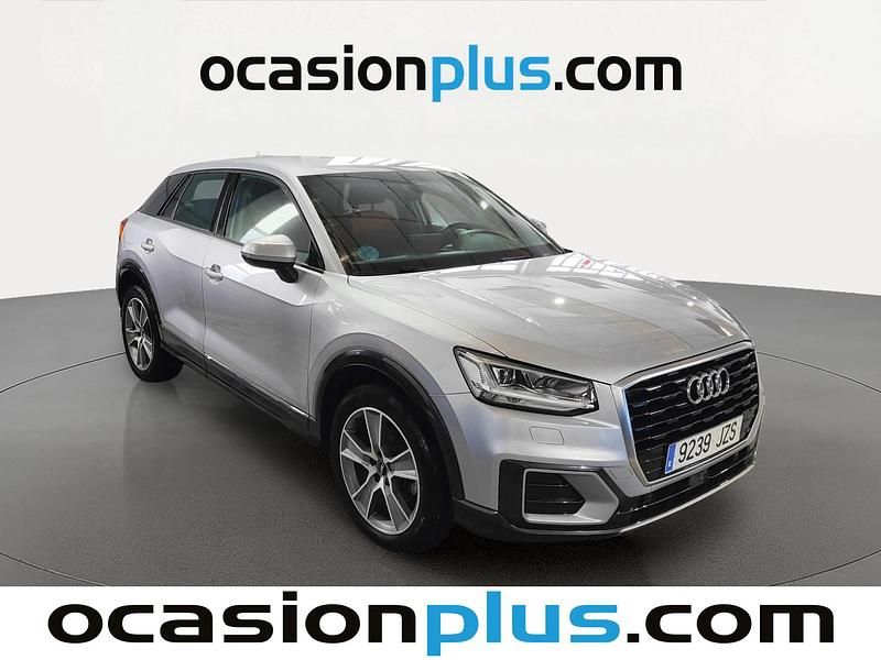 Usado Audi Q2 Design 150 CV (110 kW) 2017 Gris SUV