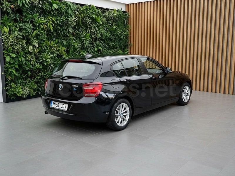 Usado BMW 116 Sport Line 116 CV (85 kW) 2015 Negro Utilitario