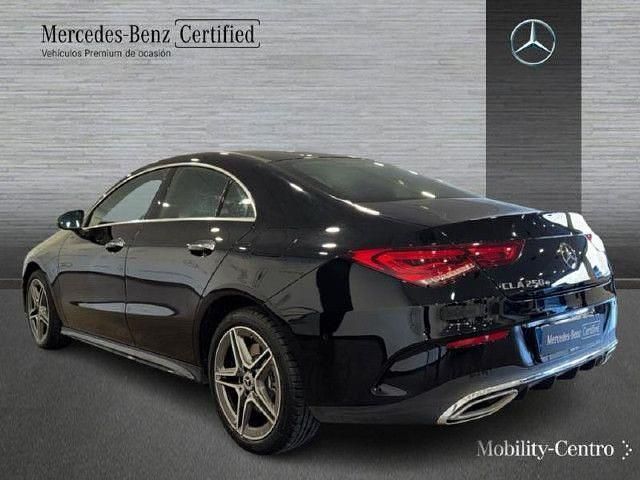 Usado Mercedes CLA250e 218 CV (160 kW) 2023 Negro noche Coupe
