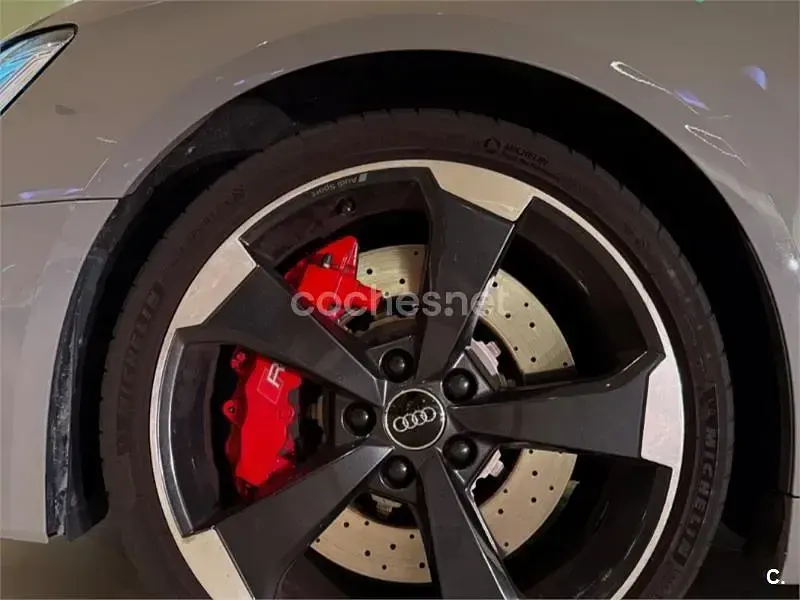Usado Audi RS3 Sport 400 CV (294 kW) 2018 Gris / plata Berlina
