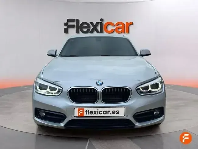 Usado BMW 118 150 CV (110 kW) 2018 Gris Utilitario