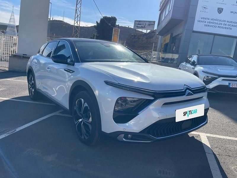 Usado Citroën C5 X 225 CV (165 kW) 2024 Blanco Familiar