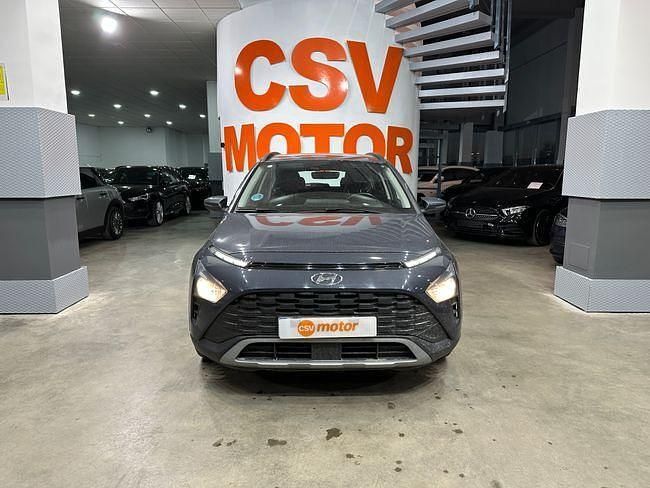 Usado Hyundai Bayon 84 CV (61 kW) 2024 Gris SUV