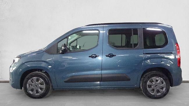 Nuevo Opel Combo 100 CV (73 kW) 2026 Azul Berlina