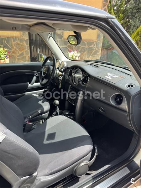 Usado Mini Cooper 115 CV (84 kW) 2005 Beige Utilitario