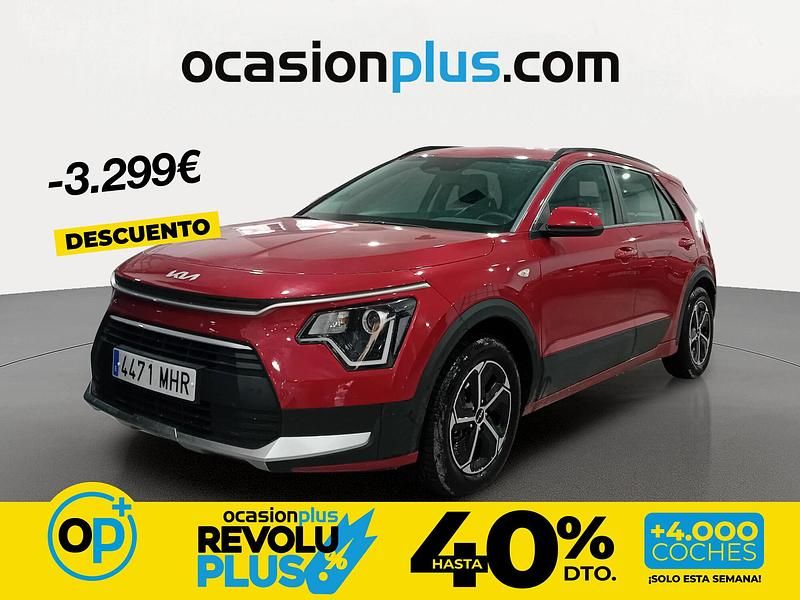 Usado Kia Niro 141 CV (103 kW) 2023 Rojo SUV