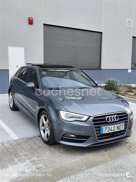 Usado Audi A3 Ambition 150 CV (110 kW) 2014 Gris / plata Berlina