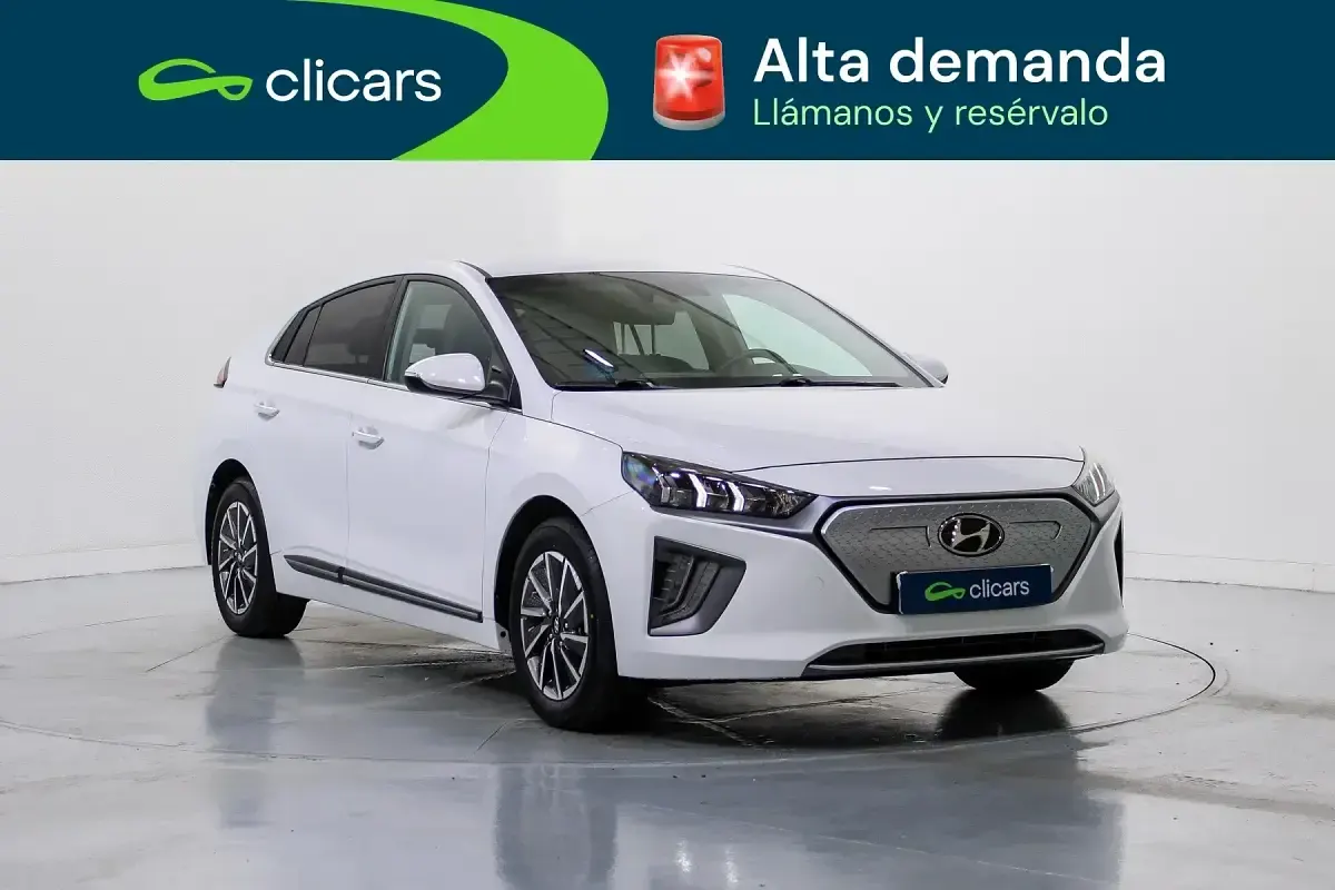 Usado Hyundai Ioniq 100 kW (136 CV) 2022 Blanco Utilitario