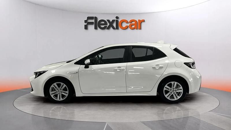 Usado Toyota Corolla Active 122 CV (89 kW) 2021 Blanco Utilitario