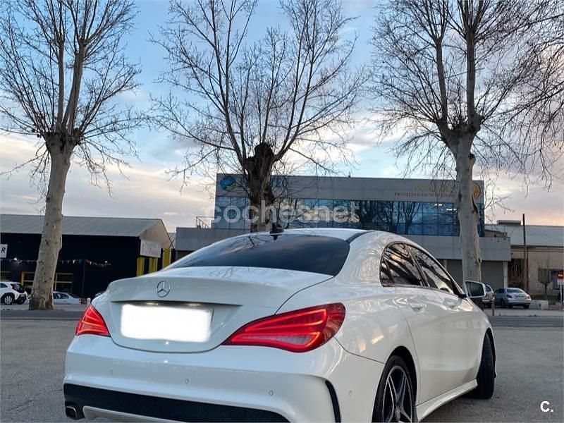 Usado Mercedes CLA220 AMG line 177 CV (130 kW) 2016 Blanco Berlina
