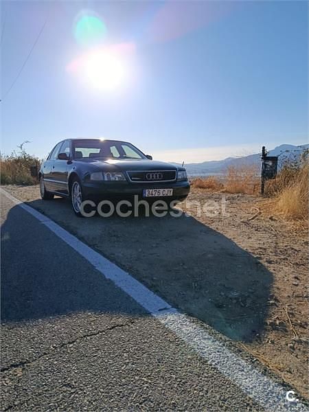Usado Audi A8 300 CV (220 kW) 1996 Verde Berlina