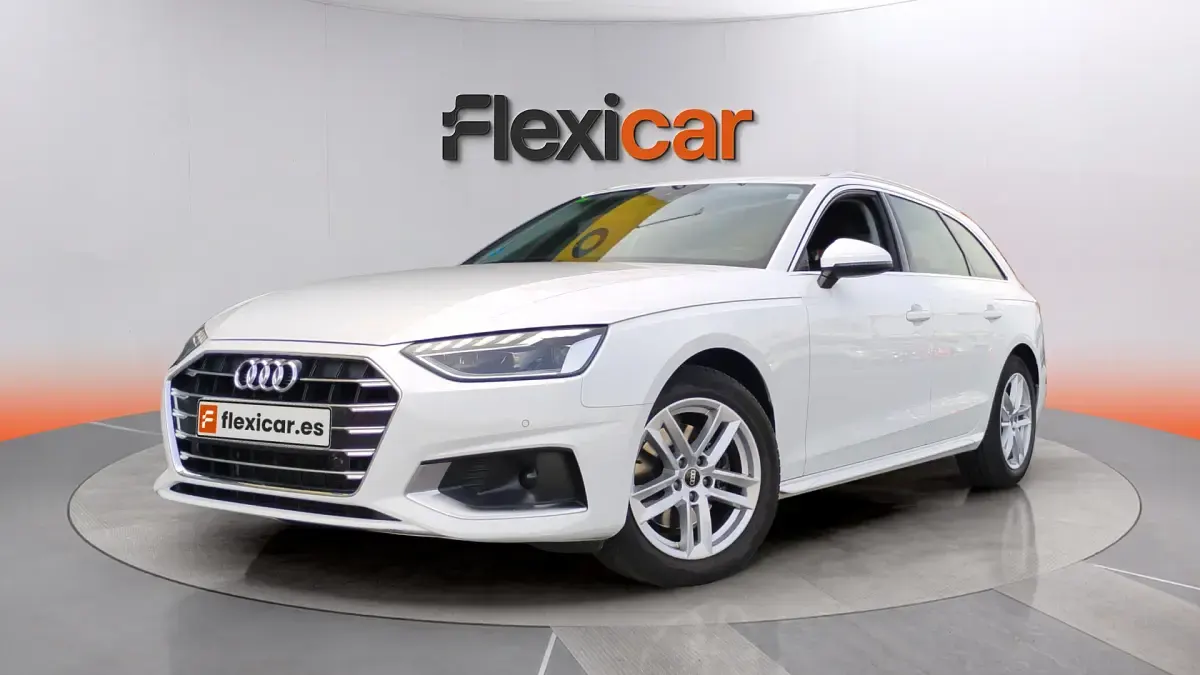 Usado Audi A4 Advanced Plus 163 CV (119 kW) 2022 Blanco Familiar