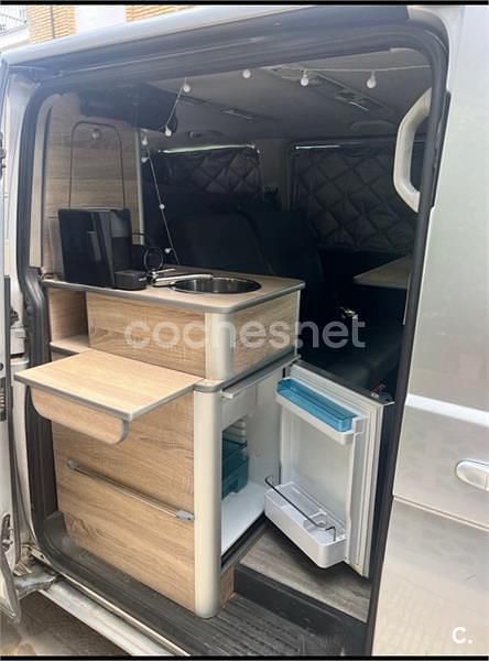 Usado VW Caravelle 150 CV (110 kW) 2022 Gris / plata Monovolumen