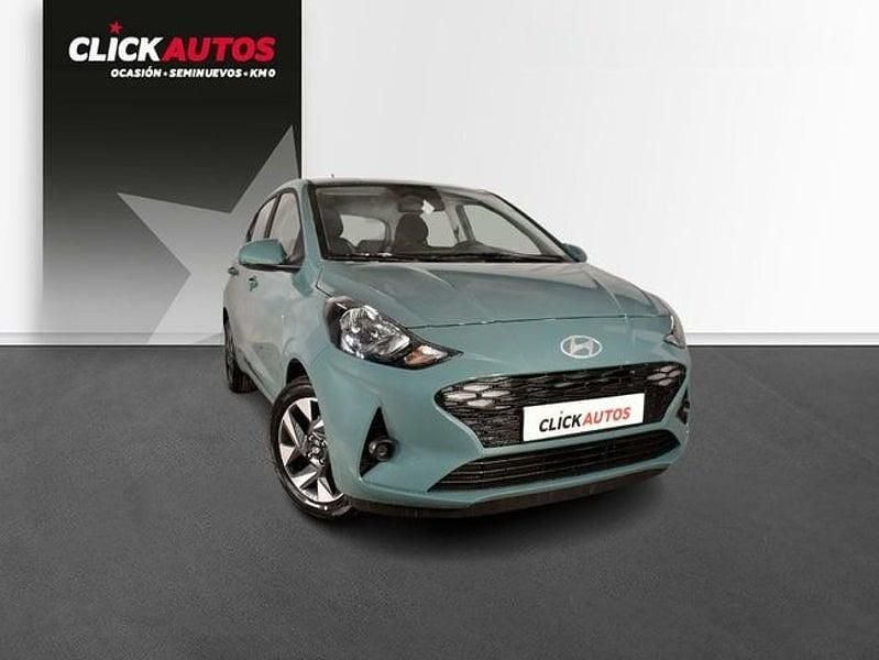 Usado Hyundai i10 67 CV (49 kW) 2024 Verde Utilitario