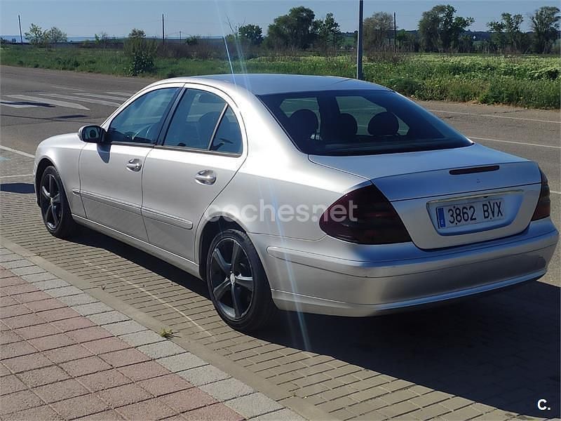 Occasion Mercedes E220 Elegance 143 PK (105 kW) 2002 Wit Sedan