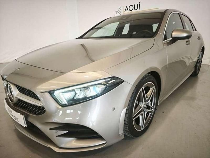Usado Mercedes A180 116 CV (85 kW) 2021 Beige Utilitario