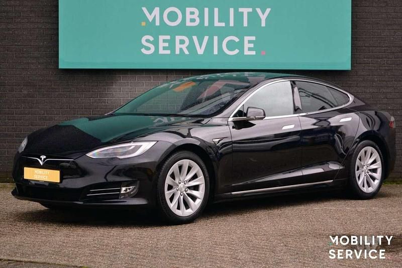 Negro Usado 2018 Tesla Model S Berlina | 25.490 € (Buen precio) - Imagen 1/4
