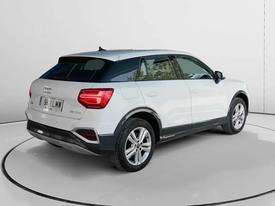 Usado Audi Q2 Advanced 150 CV (110 kW) 2021 Blanco SUV