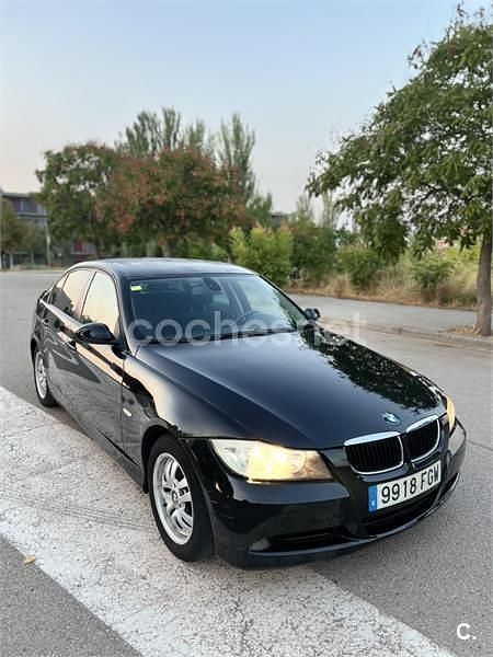 Negro Usado 2006 BMW 320 Berlina | 5500 € (Precio justo) - Imagen 1/4