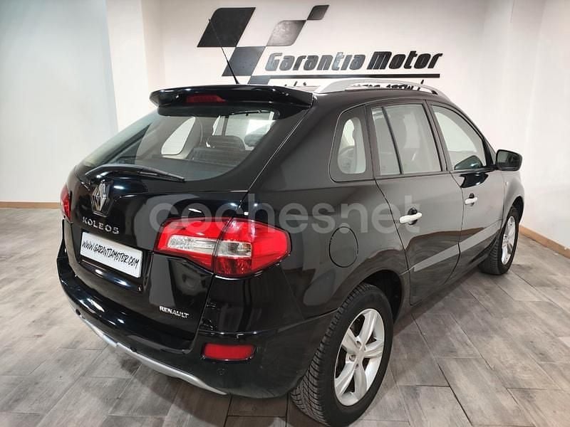 Usado Renault Koleos Privilege 150 CV (110 kW) 2010 Negro SUV