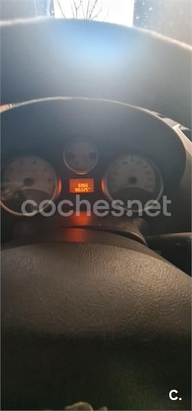 Usado Peugeot 207 75 CV (55 kW) 2007 Verde Berlina