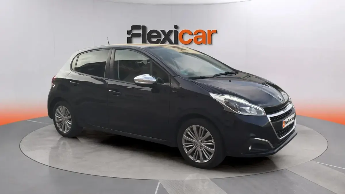 Usado Peugeot 208 Active 82 CV (60 kW) 2019 Utilitario