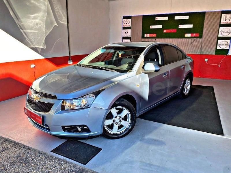 Usado Chevrolet Cruze 113 CV (83 kW) 2010 Azul Berlina