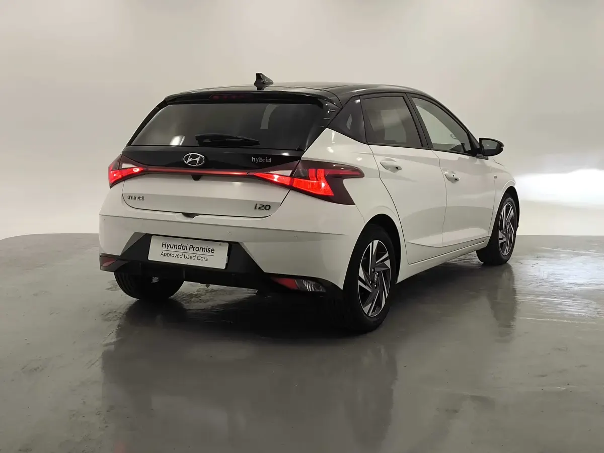 Usado Hyundai i20 99 CV (72 kW) 2022 Utilitario