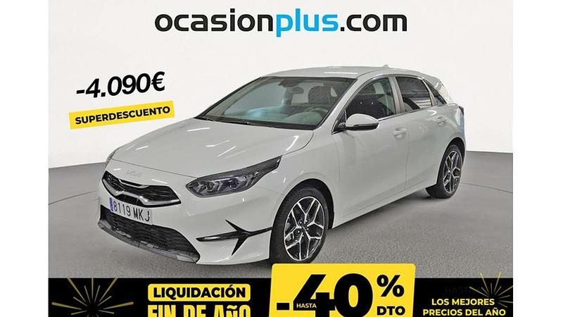 Blanco Usado 2023 Kia Ceed Utilitario | 20.446 € (Precio justo) - Imagen 1/4