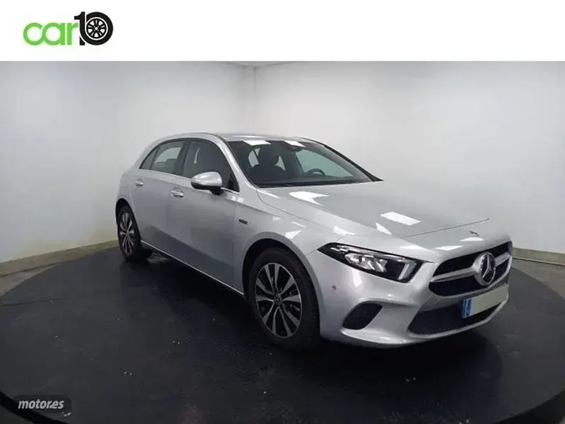 Usado Mercedes A250 218 CV (160 kW) 2021 Gris Berlina