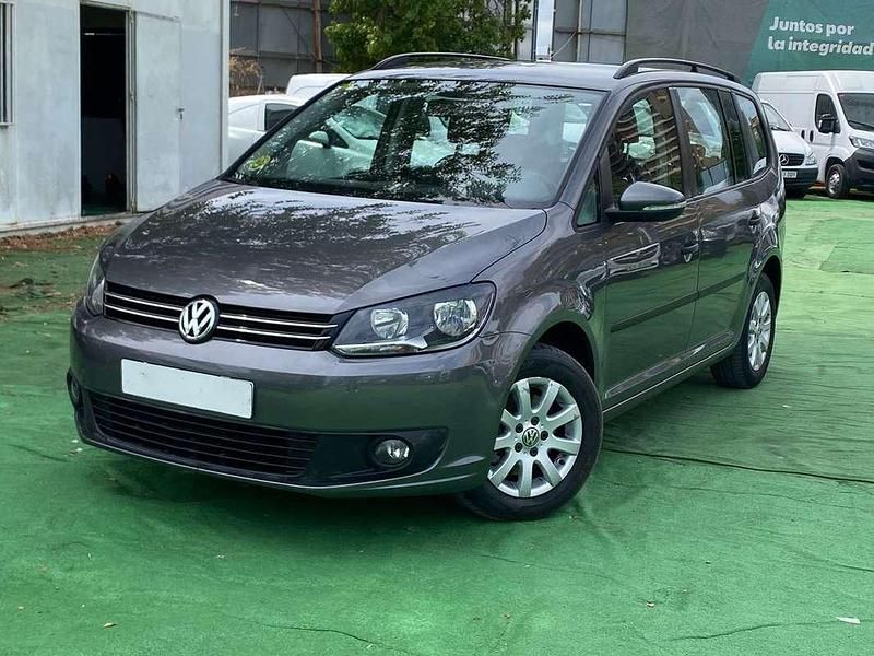 Gris Usado 2010 VW Touran Advance Monovolumen | 8600 € (Precio justo) - Imagen 1/4