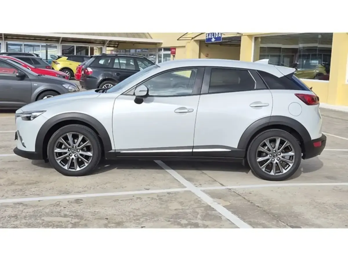 Usado Mazda CX-3 Luxury 120 CV (88 kW) 2017 Blanco SUV