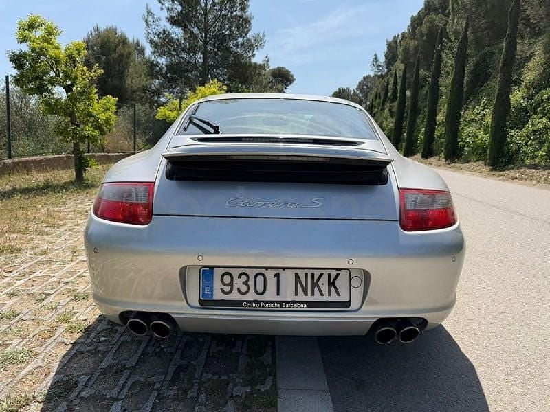 Usado Porsche 911 Carrera S 355 CV (261 kW) 2005 Gris / plata Coupe