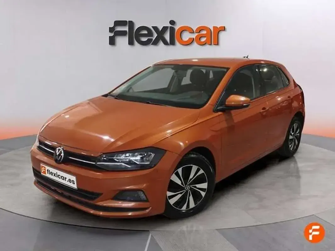 Usado VW Polo Advance 95 CV (69 kW) 2021 Naranja Utilitario